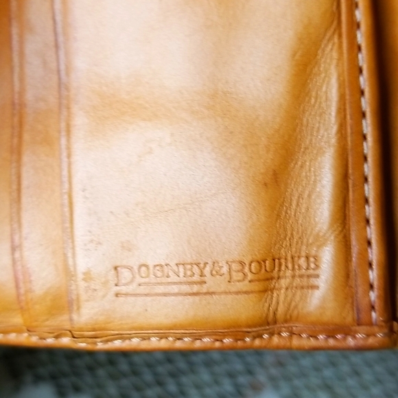 Vintage Dooney&Bourke mint green DB/brown leather wallet - Picture 5 of 8